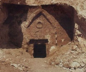 В Хакасии раскапывают древний могильник